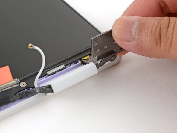 The stiff hinge can be difficult to twist. Wear some work gloves, or use a cloth to help get a better grip.