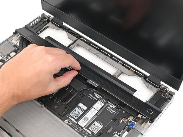 Remove the ventilation plate.