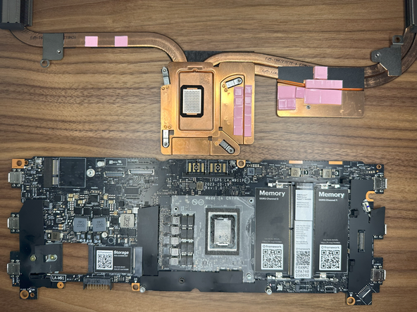 Make sure in this process you do not bend one of the Heatsink pipes when using force.