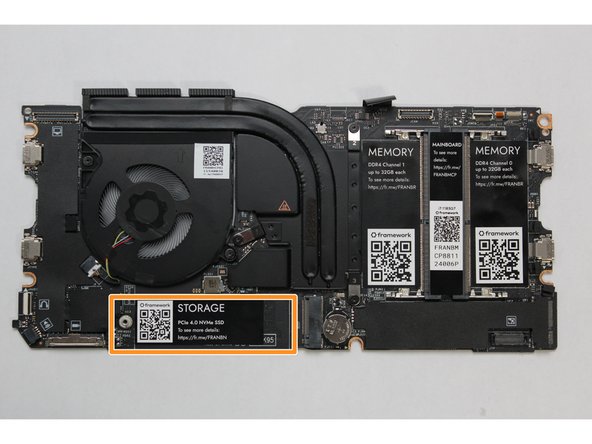 Align the notch on the Storage module with the notch on the socket and slide the module into the Mainboard.