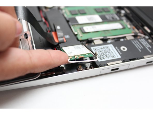 Tip: You may have to lift it up using one finger to properly be able to grip it to fully remove it from the socket.