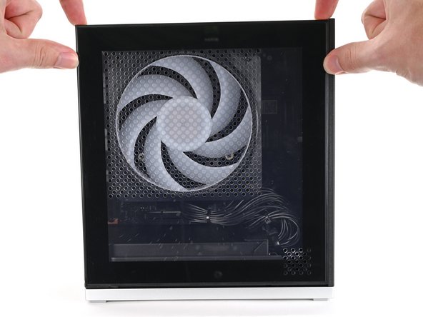 There should be a small gap between the bottom of the Left Panel and the silver base.