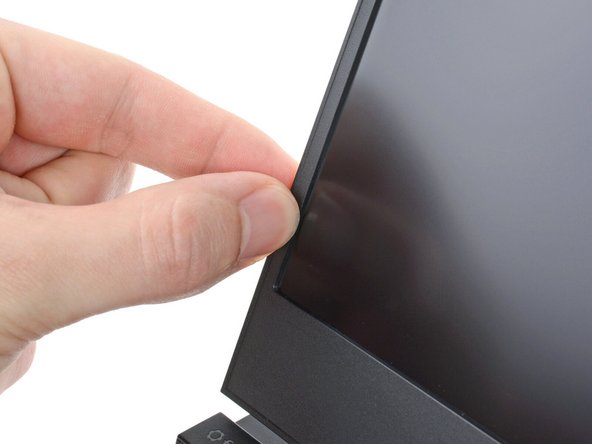 The bezel is secured with magnets.