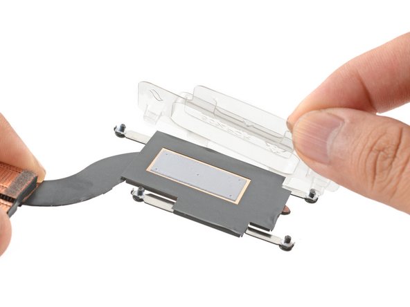 Be careful not to touch the gray thermal compound on the Heatsink.