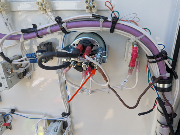 Connect pin 7 Green Wire from HRN-FUEL to the terminal maked S on the fuel gauge.