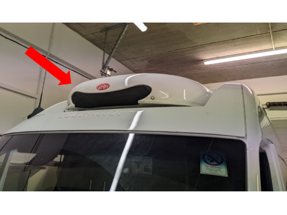 Once the installation is validated, put all the vehicle ’s mechanical items back in their original place.