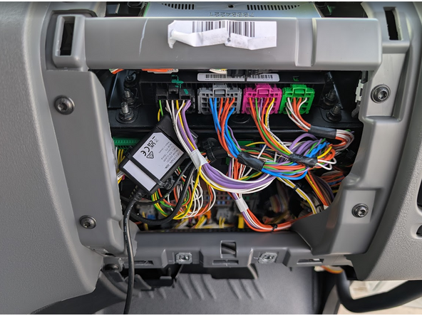 Connect the IOX-Clamp to the Yellow (Pin 3) and Green (Pin 1) wires of the EBS ECU black connector (labeled A21.X1).