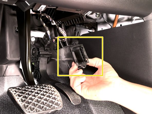 Connector bracket is secured with (2) T-20 screws.