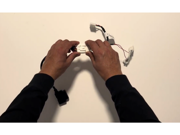 Prepare the harness by plugging HRN-CT10Y1 into the HRN-CT06S1.