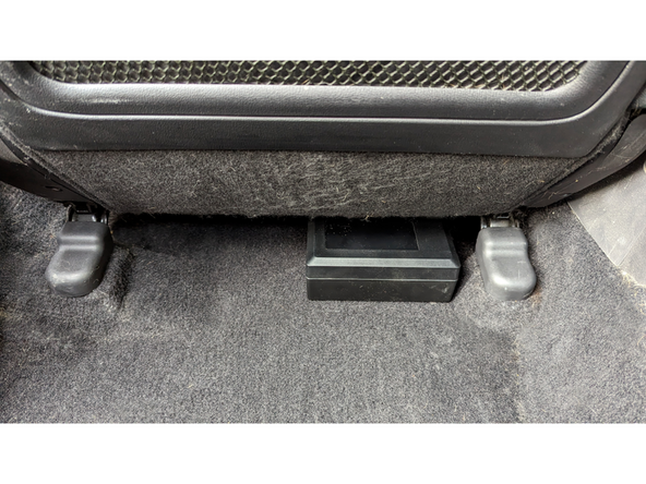 Route the HRN-KEYBOX cable from the IOX-KEYBOX to the location of where the GO device will be installed. Attach the HRN-KEYBOX cable between the T-Harness and GO device, and the IOX connector to  the GO IOX port.