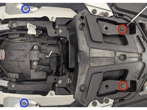 Remove the 2 x T25 Torx screws.