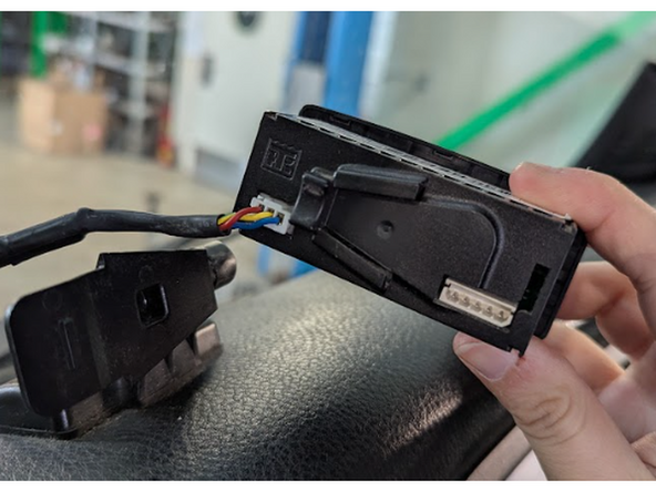 Thermo King C-Series and Ce-Series units may have different controller configurations.