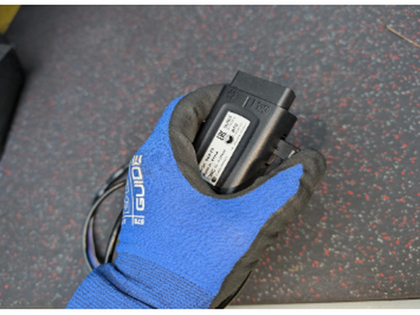 Connect the Molex connector of the IOX-Null harness with the IOX-UREADER or IOX-CLAMP and with the Go device.
