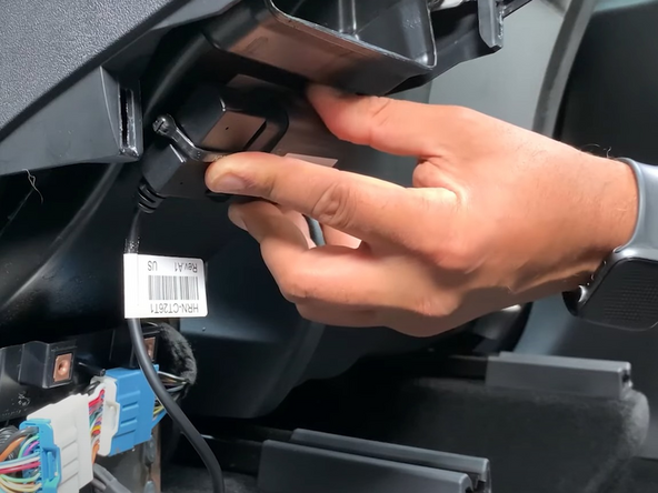 The GPS antenna is located on the &quot;bottom&quot; of the GO device.