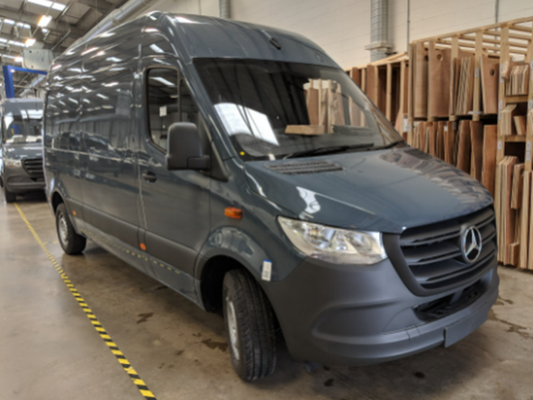 2018 &ndash; Present Mercedes-Benz Sprinter
eSprinter