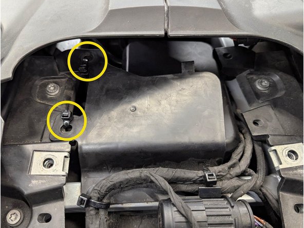 Mount the GO9 RUGGED on top of the control unit as shown.