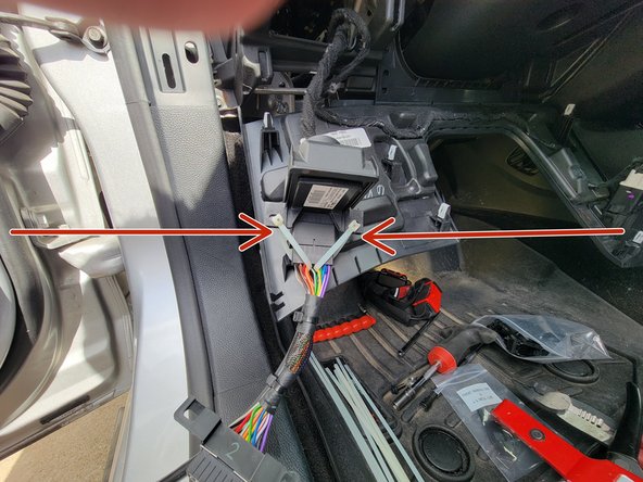 Connect HRN-GS16K2 by plugging into the front of the SDLM