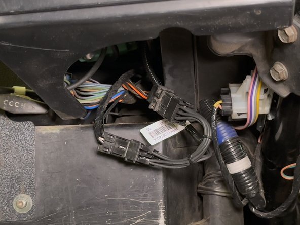 Ensure both connectors lock into place.