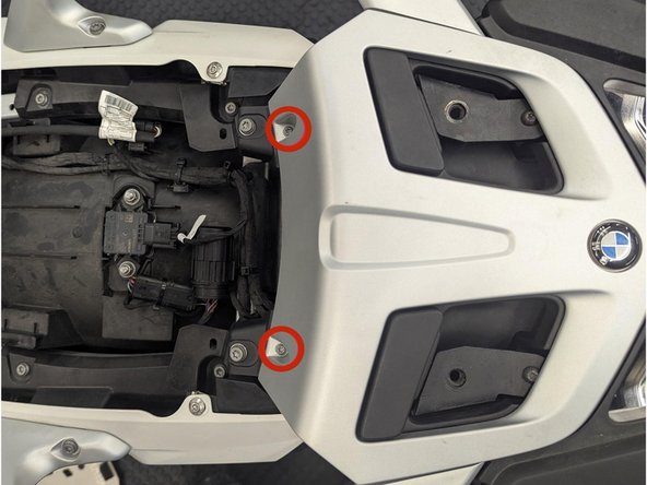 Remove the 2 x T20 Torx screws using a screwdriver.