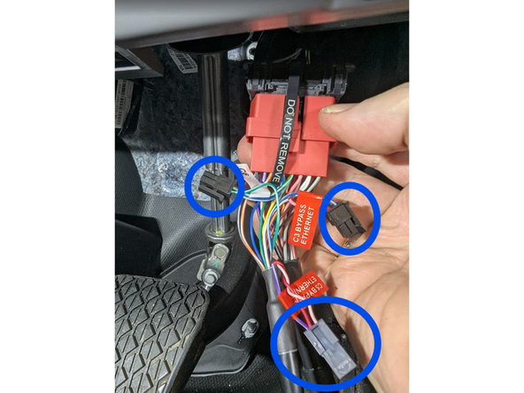 Plug the vehicle OBD-port into the harness and secure with a cable tie.