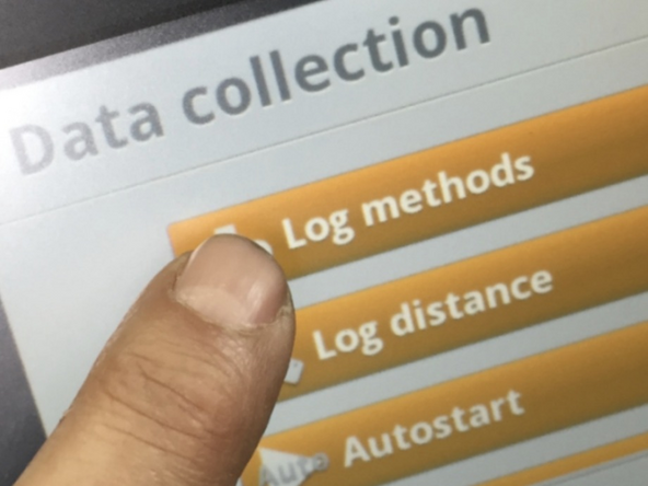 Select the [Remote RS232-2] option and press the green checkmark to save the setting.