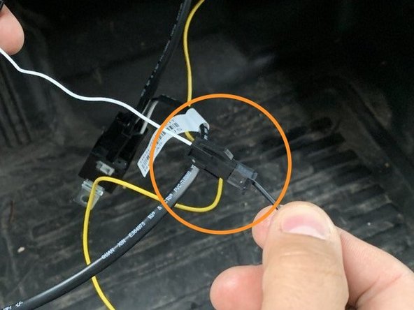 Connect the black Molex connector of the SPR-IOXREL harness to the black Molex connector on the IOX-OUTPUTM.