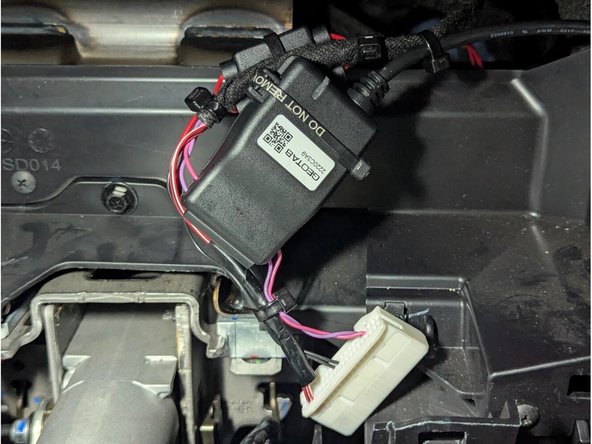 Close the IOX-CLAMP and ensure it clips without pinching any wires. Secure the remaining IOX cable length with cable ties as shown.
