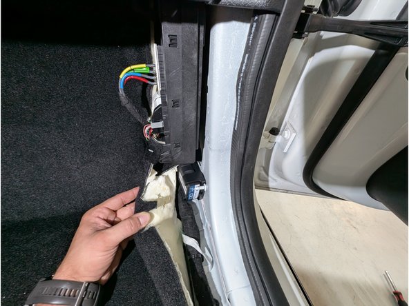 Install the device at the  passenger A pillar bottom.