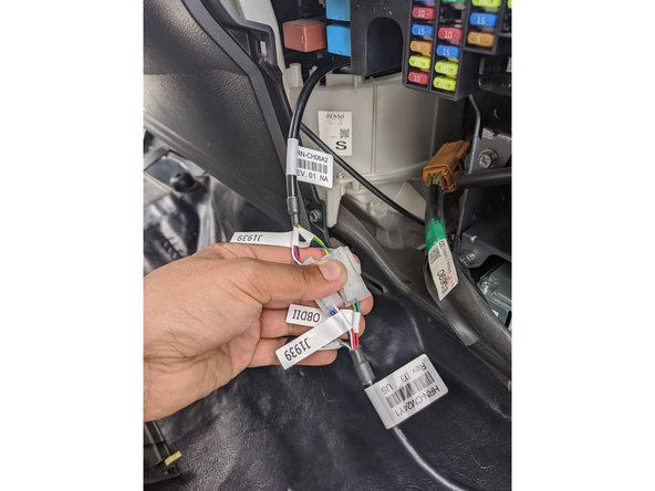 Plug the HRN-CM24Y1 into the HRN-CH06A2. Be sure to connect both the J1939 and OBD-II 6-pin connections.