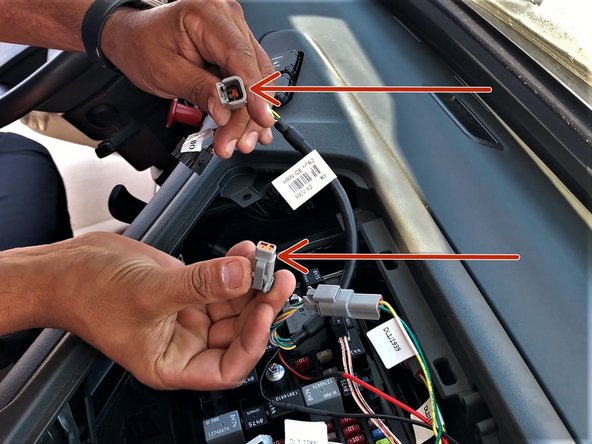 Install the terminating resistor into the mating connector from the HRN-CE10K2.
