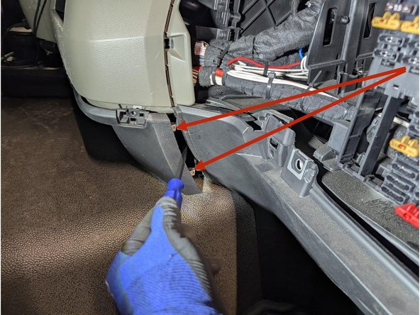 Carefully unclip both panels from each other.