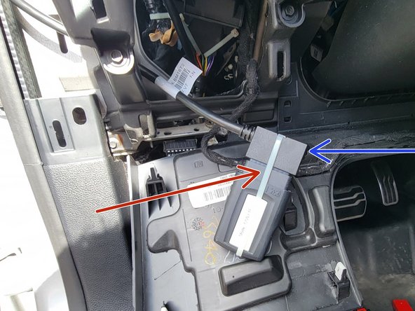 Connect the Go9 into the long end of the HRN-GS16K2 harness