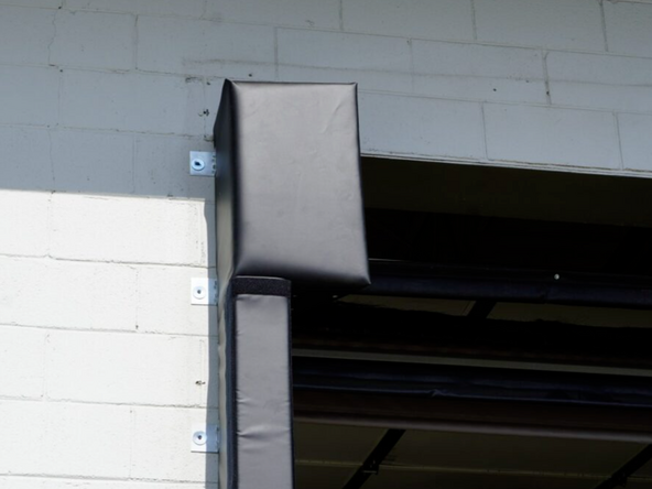 Orient the Filler Pad so the bottom face is resting on top of the Side Pad and so the outside edge is flush with the Side Pad.