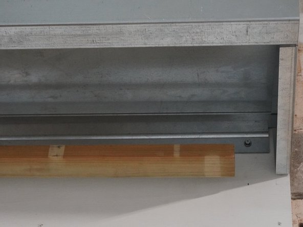 Be sure that the back edge of the Roof Assembly is fully seated along the entire span of the Roof Mounting Cleat.