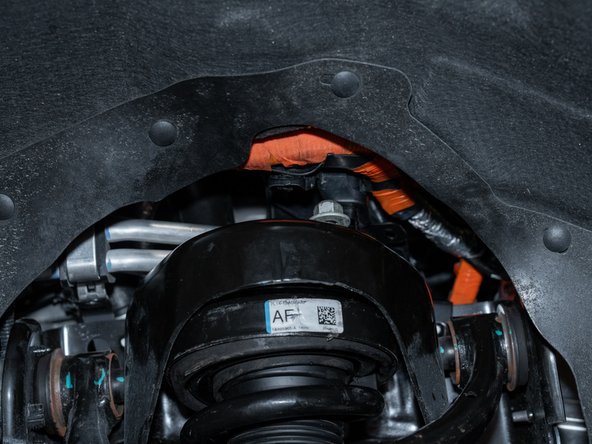 Note that the 3-bolt pattern on the top of the struts is offset and they will only install one way.