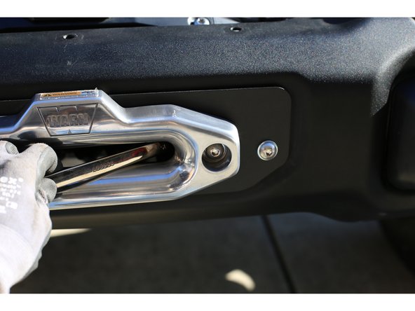 Repeat above step on the other side of the fairlead.