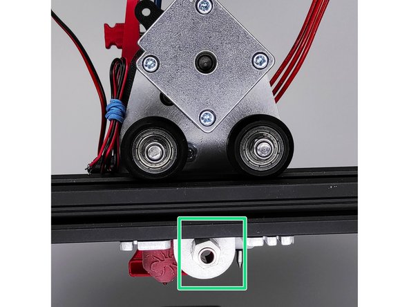 Montez l'excentrique et le galet sur la platine.