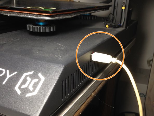 Pour la mise a jour du firmware, il est nécessaire de deconnecter la broche de l'écran de l'imprimante.