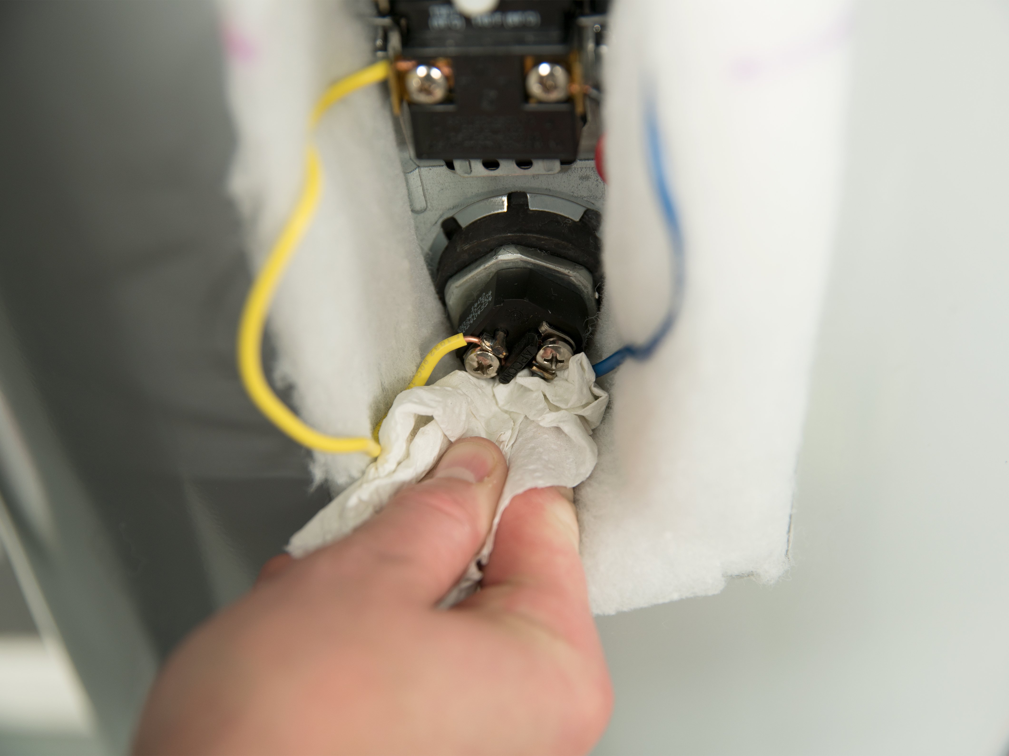 https://www.whirlpoolwaterheaters.com/support/help/element-was-out-of-range/24