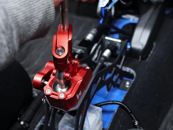 Once the cables are connected you can now row through all of the gears, making sure everything feels good.