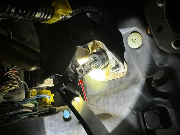 Before tightening CMC to Firewall, ensure that Clevis is straddling the pedal.