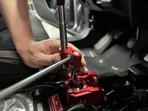 This part can be positioned to your liking. Once you are satisfied with the location, tighten the offset so it does not rotate and the rod does not slide.