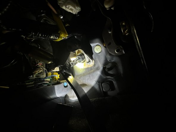 Before tightening CMC to Firewall, ensure that Clevis is straddling the pedal.