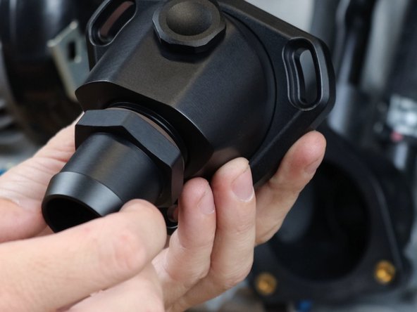 Thread the supplied hose adatper and make sure it is tight.