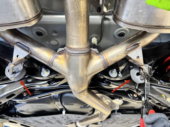 There are four exhaust hangers on the rear section.