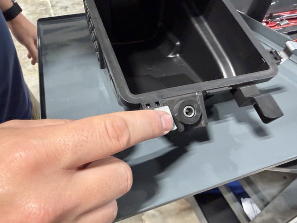 Remove the upper air cleaner mounting rubber and collar