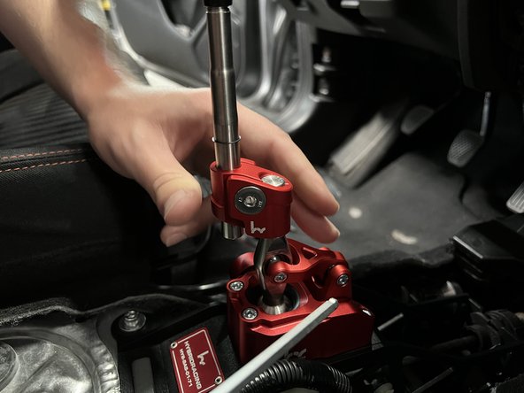 This part can be positioned to your liking. Once you are satisfied with the location, tighten the offset so it does not rotate and the rod does not slide.