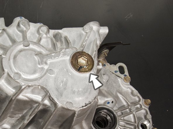 Remove the 32mm sealing cap using a 14mm allen wrench.