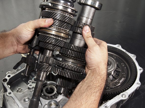 Wrap the input shaft's splines with masking tape. This is done to avoid damaging the input shaft seal as the gearset is removed.