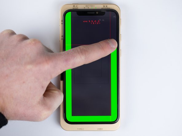 There are two different modes, simple mode, and touch track mode. To switch between them hold down the 'MODE' button on the top left of the testbox. We're using 'SimpleMode' for the next few examples.